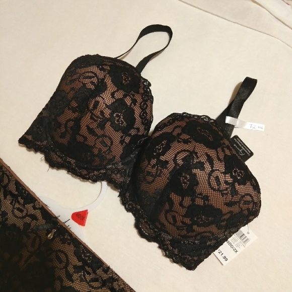 NWT Champagne and Black Lace Bra Set 38DD - Picture 3 of 5